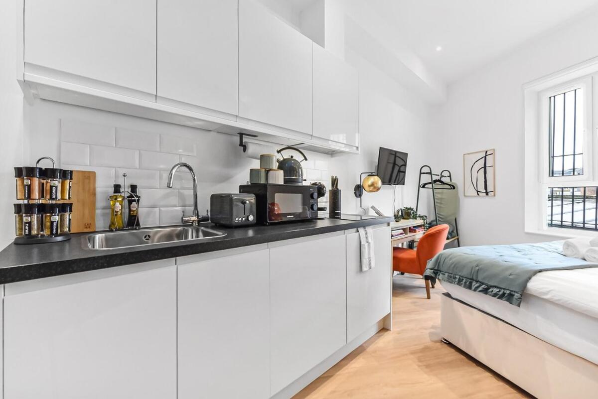 Cute & Compact - Petite Studio With Style! Apartment London Ngoại thất bức ảnh